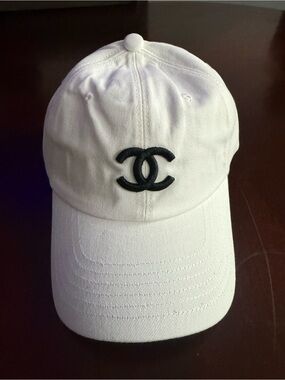CHANEL White Baseball Cap with Black CC Logo
